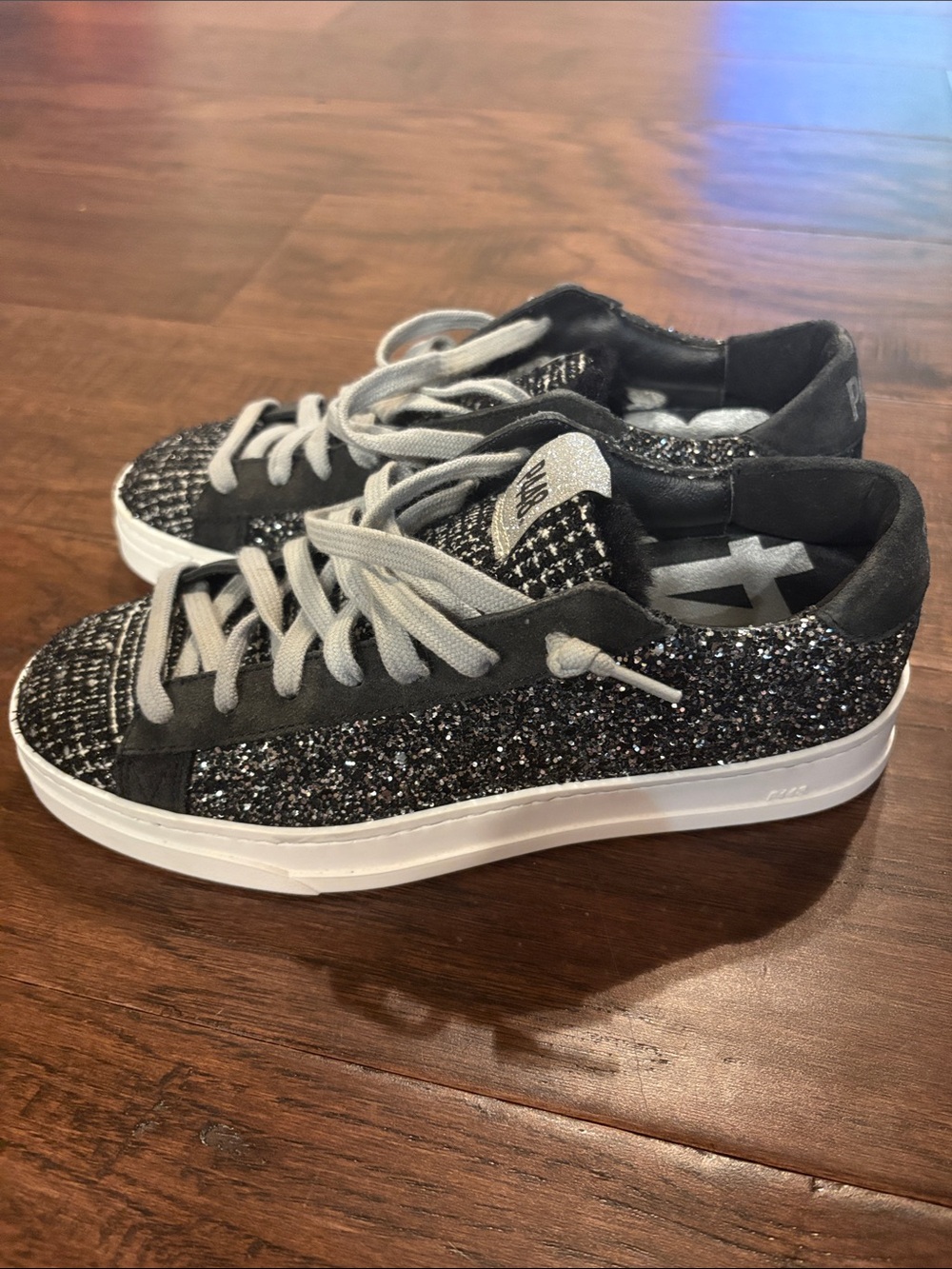 P448 John Shaka low-top sneakers size 37 NWT (6.5)
